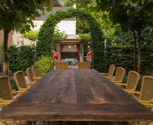 Отель Restaurant Cafe Parkzicht Рурмонд